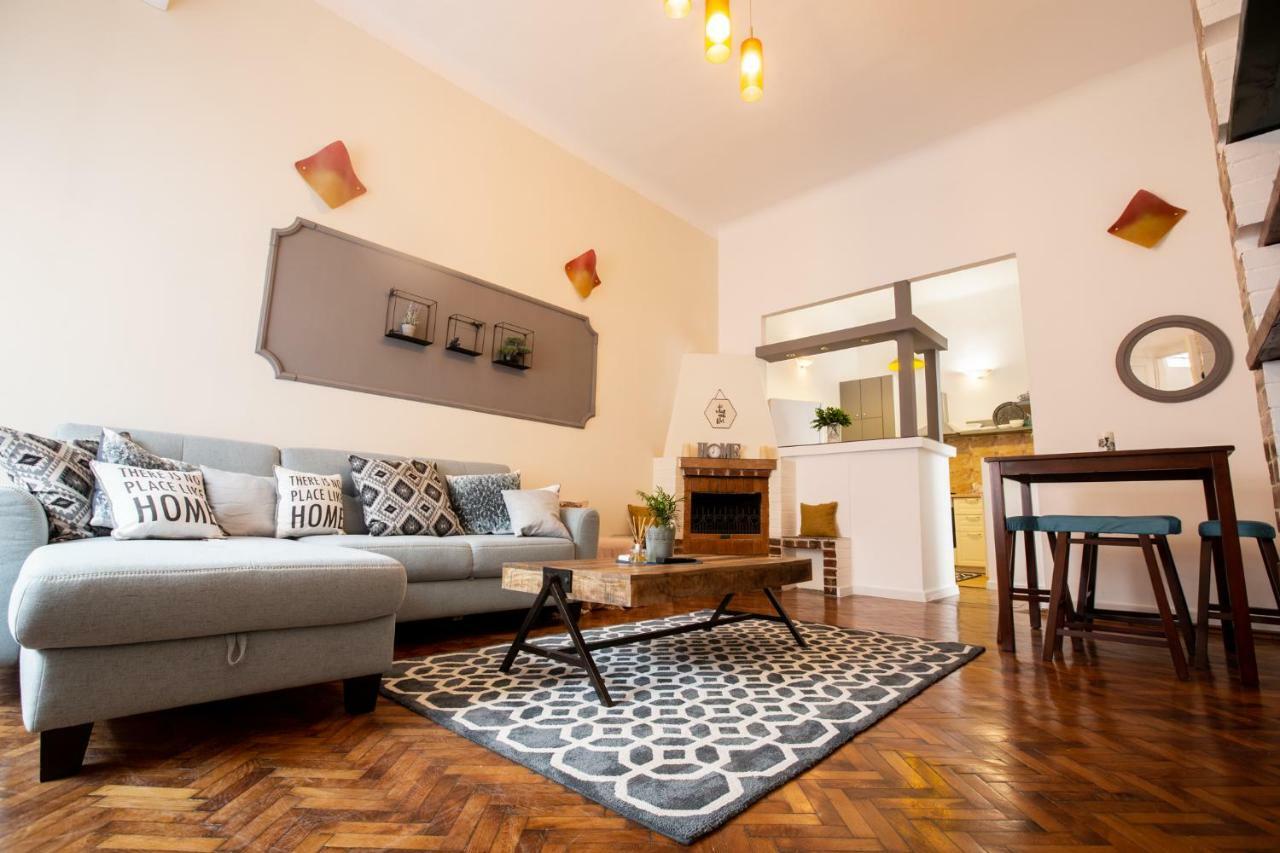 Art Downtown Alecsandri St Luxury Apartment Oradea Exterior foto